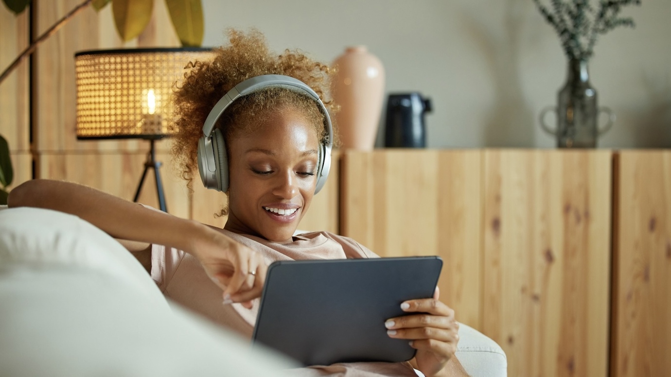 Time Spent With Connected Devices 2026